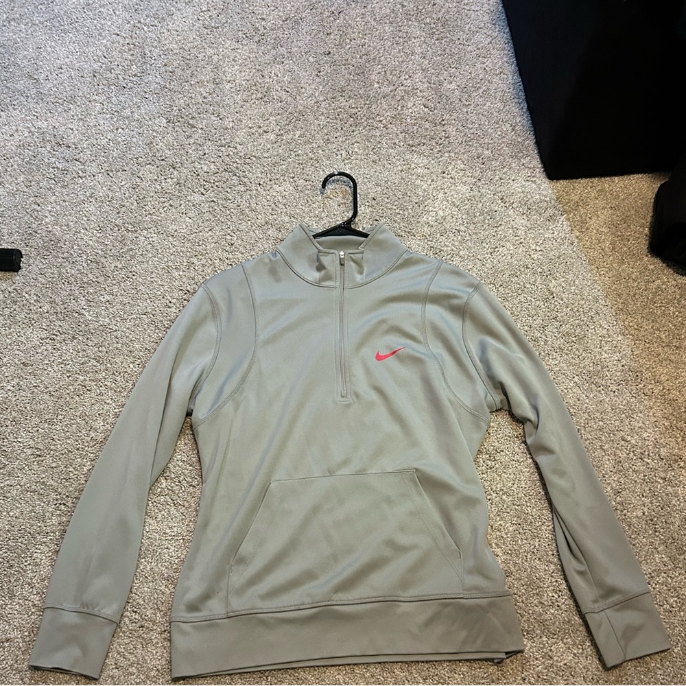 Nike grey Apparel with pink Logo